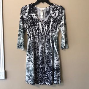 Medium pattered dress